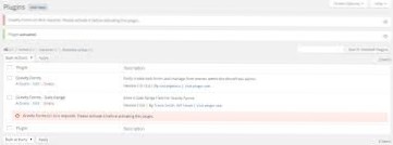 How does WordPress ensure plugins run at the same time and how does it solve a plugin's dependency on another one?